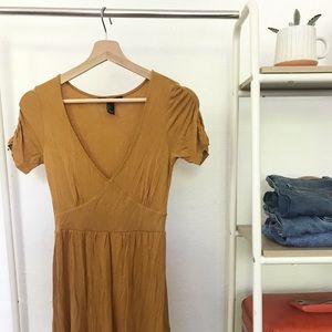 Forever 21, mini dress size small! Worn once!